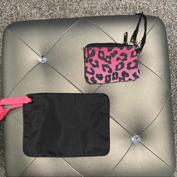 Set of 2 Wristlets - Picture 2 of 4